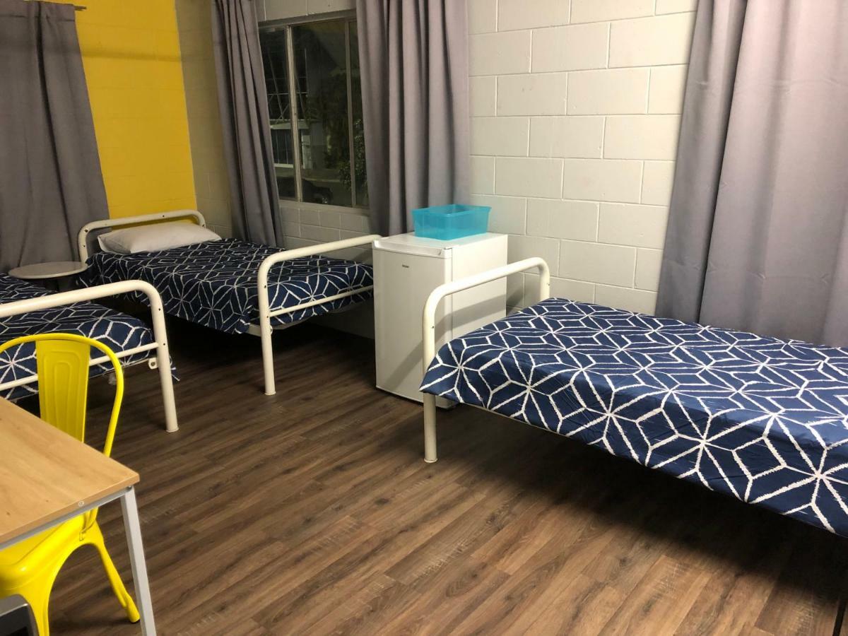 Reef Backpackers Pansiyon Cairns Dış mekan fotoğraf